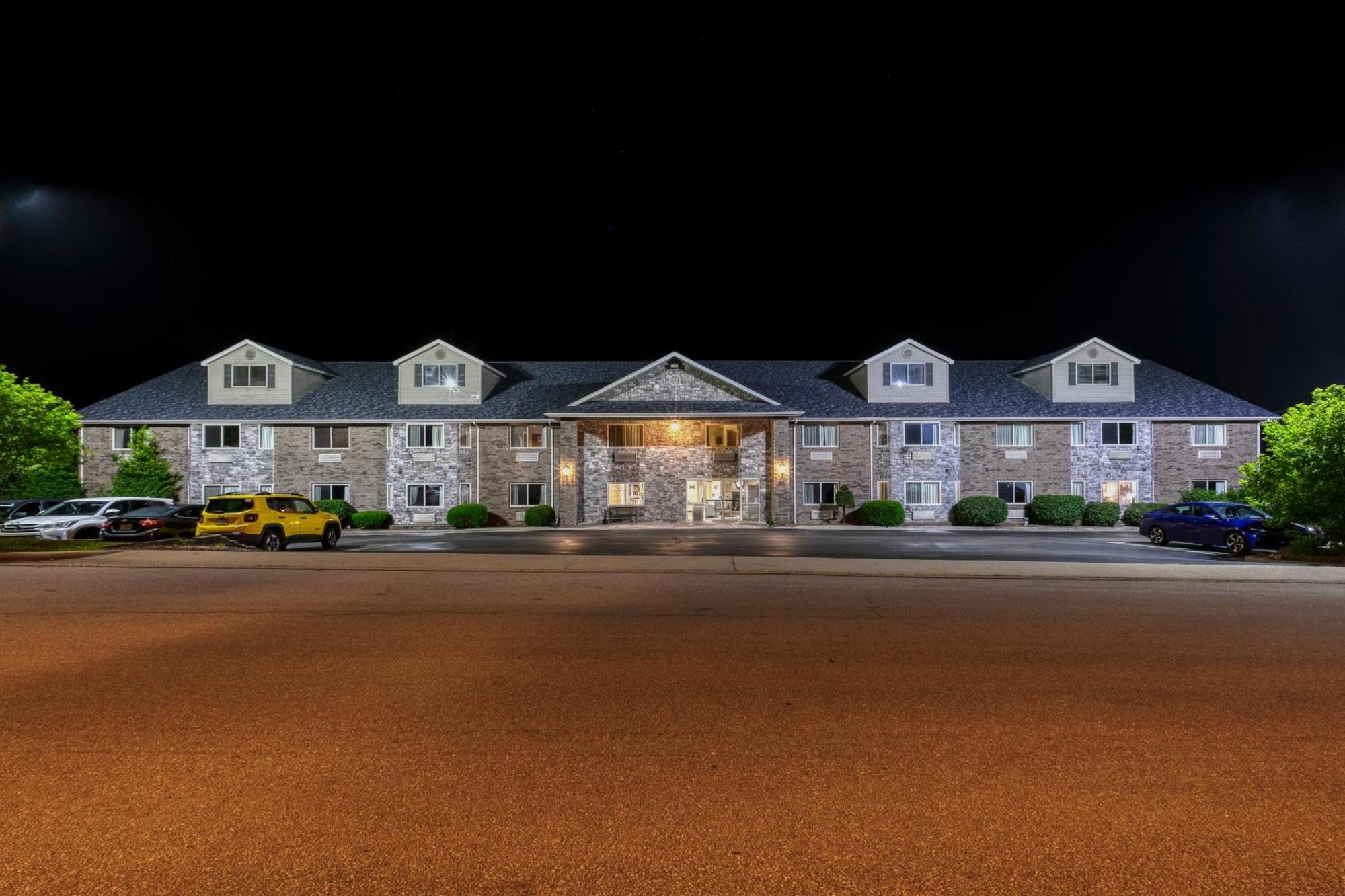 All Towne Suites 세인트 로버트 외부 사진