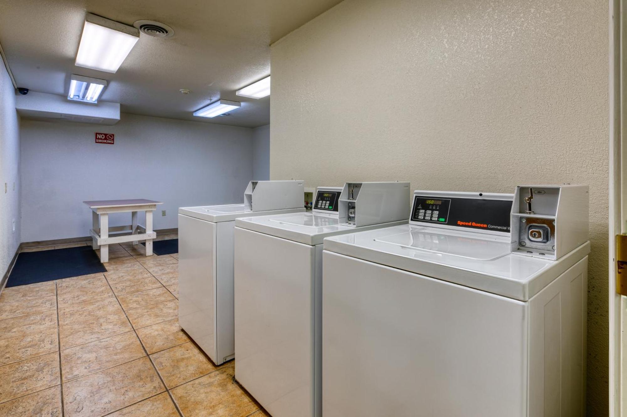 All Towne Suites 세인트 로버트 외부 사진