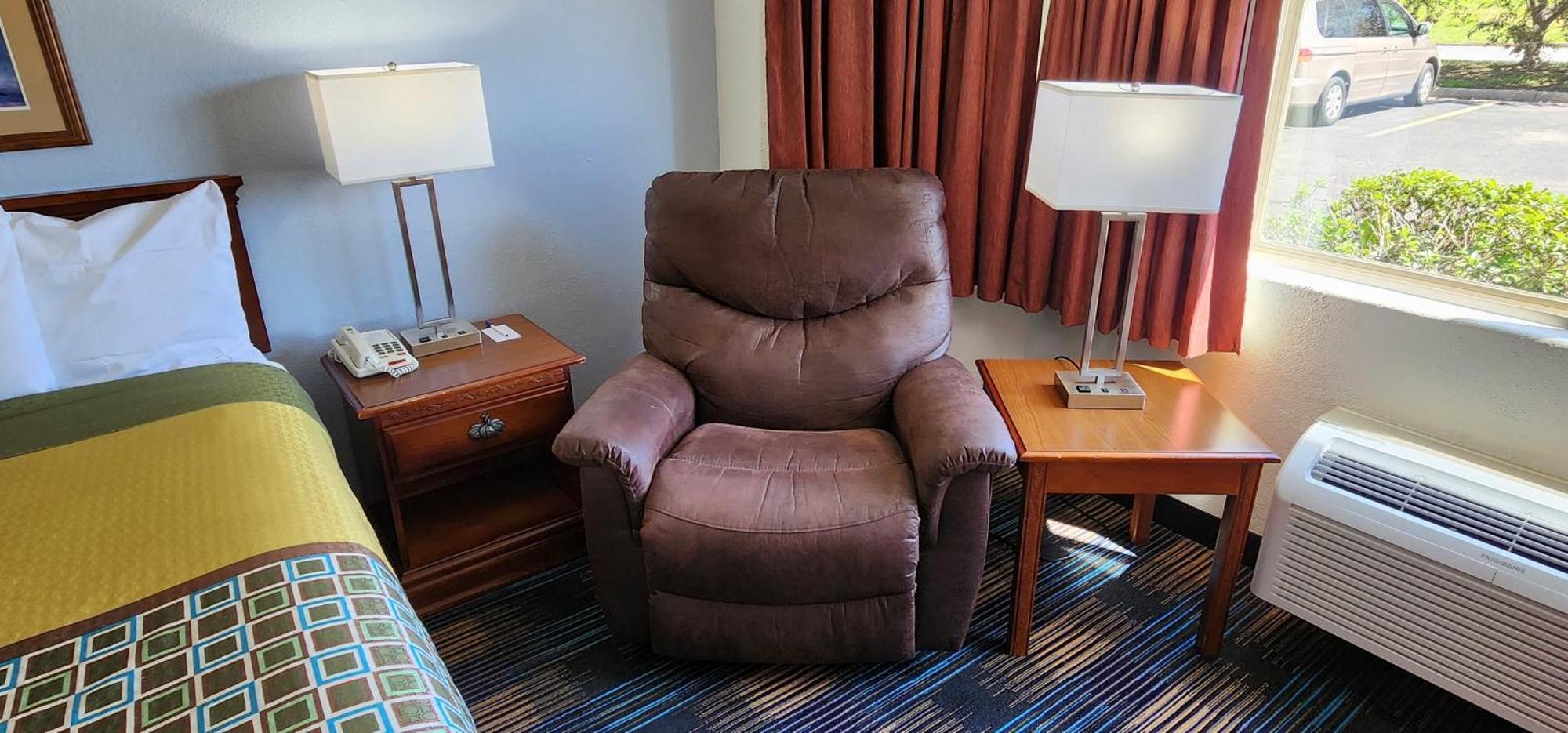 All Towne Suites 세인트 로버트 외부 사진